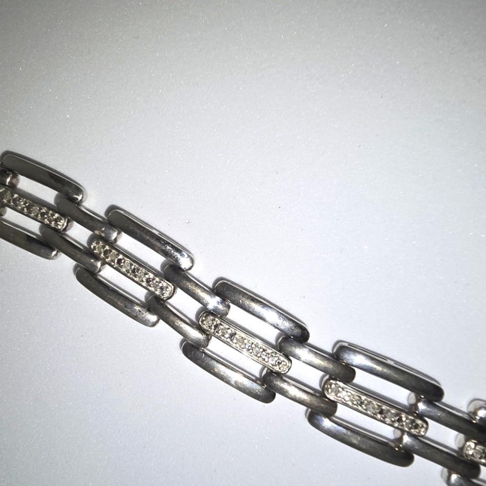 Elegant Silver Link Bracelet